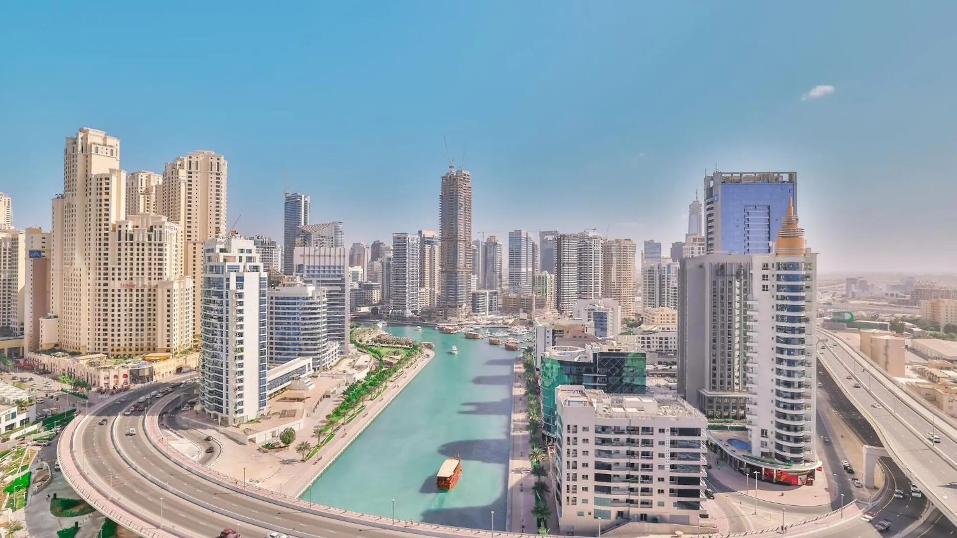 Luxurious Apartments Dubai Marina Views Pool Gym By Sojo Stay