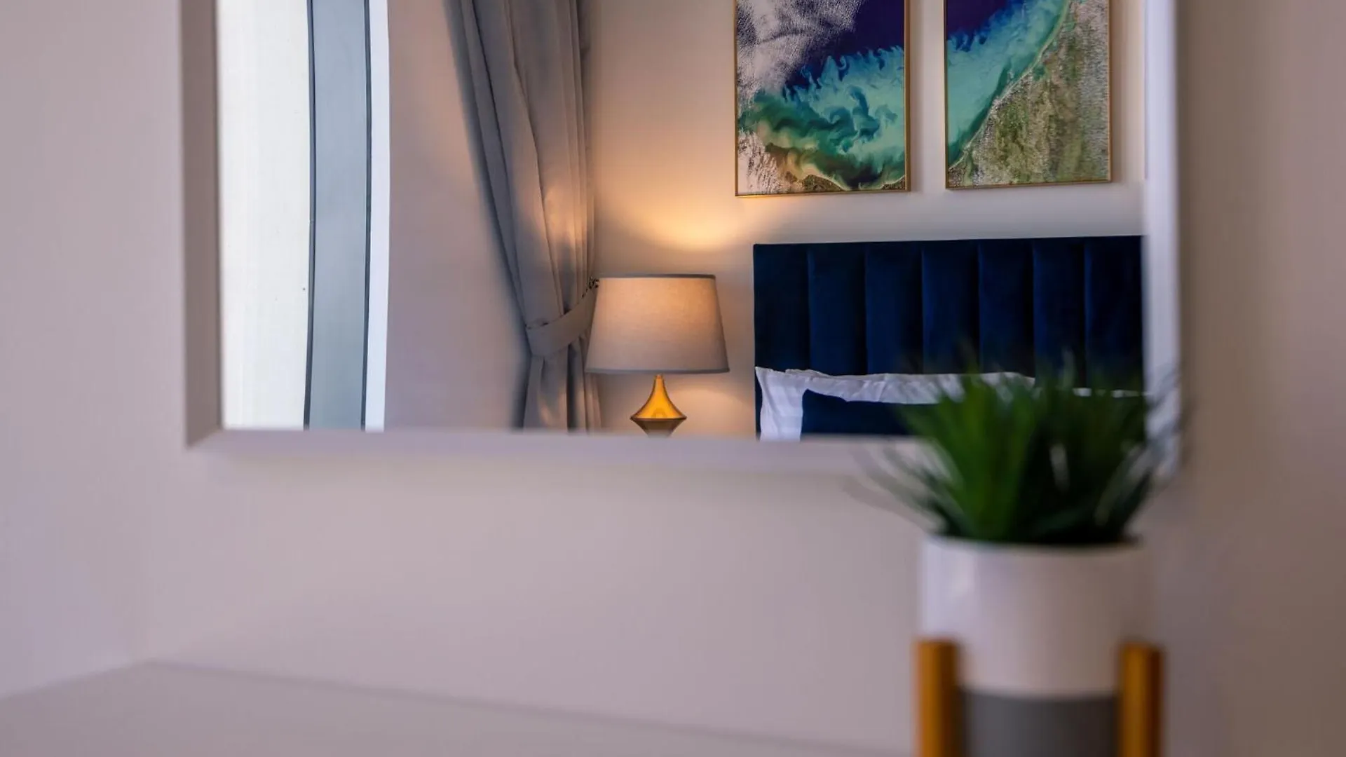 Luxurious Apartments Dubai Marina Views Pool Gym By Sojo Stay United Arab Emirates